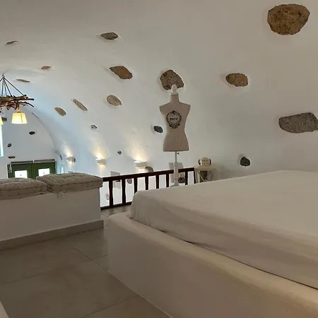 Tholari Allegro アパート