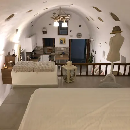 Tholari Allegro Apartman *