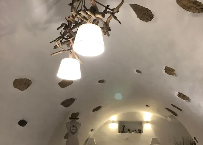 Tholari Allegro アパート